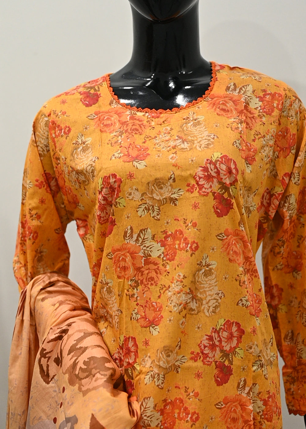 Loraim – 3 Piece Ready to Wear Lawn Suit – Design 2