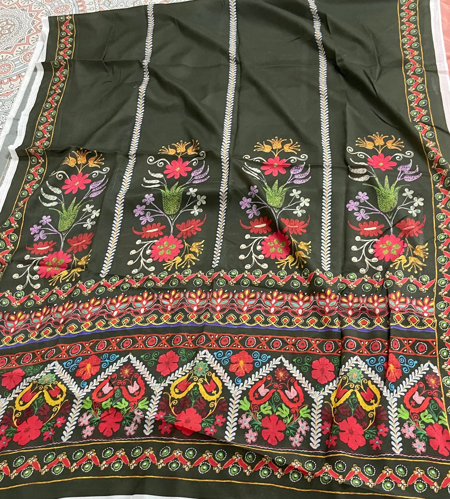 Bonanza 3PC unstitched Lawn Suit B-26-1006