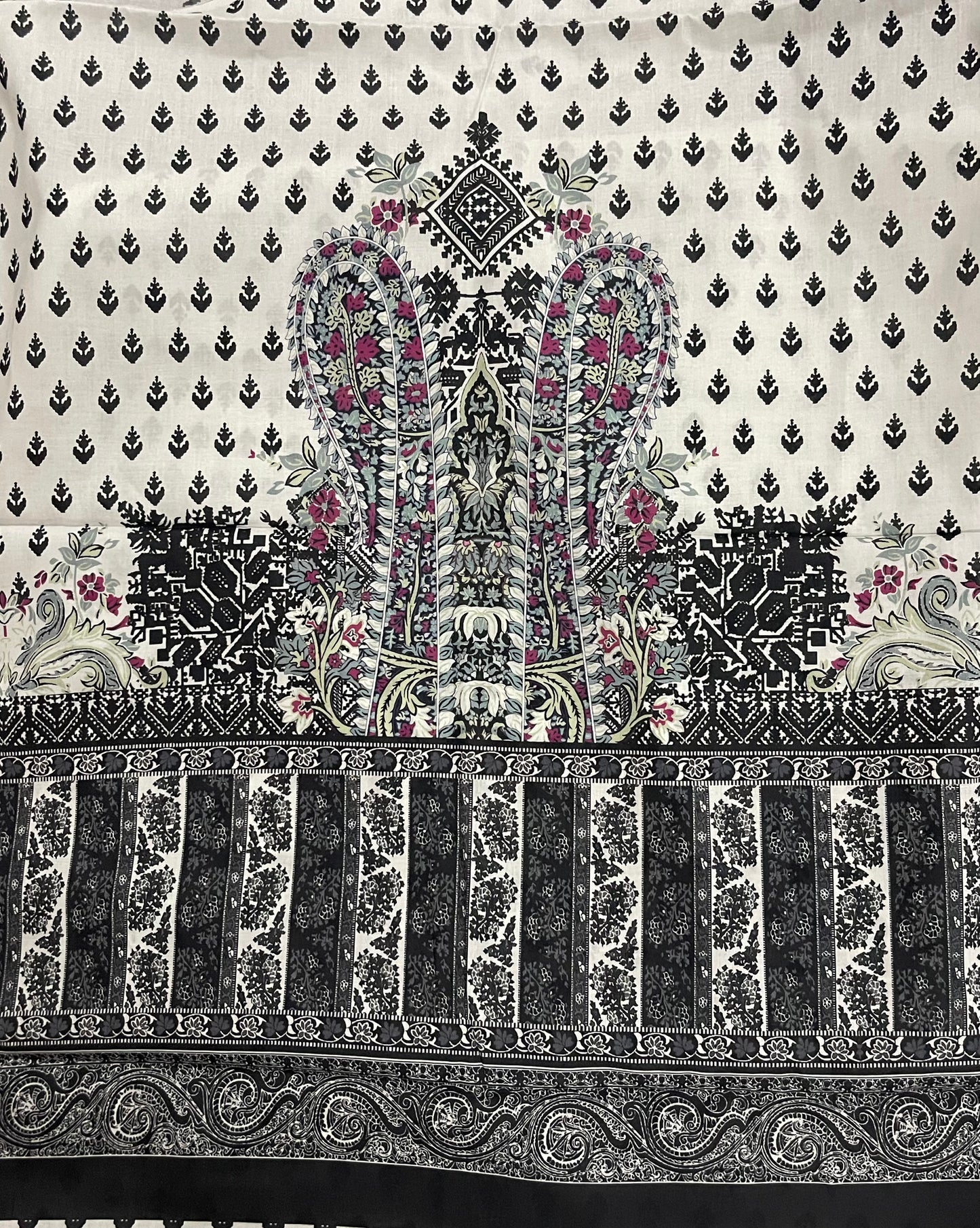 Loraim 3 Piece unstitched Lawn Suits D-4