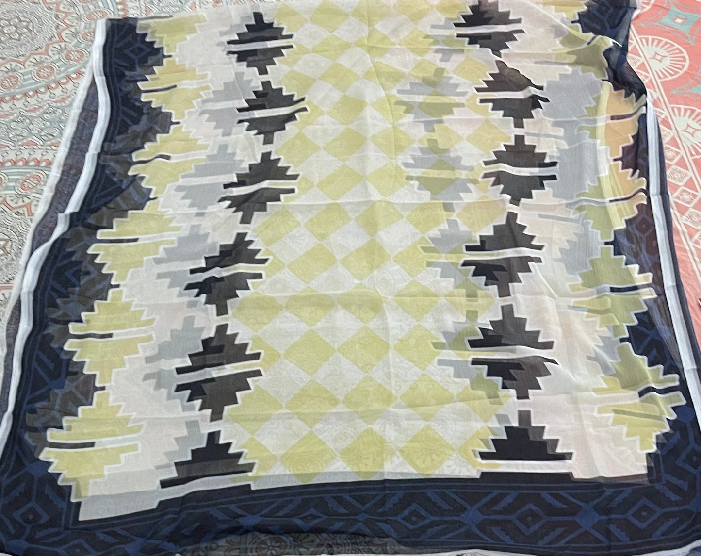 Bonanza 3PC unstitched Lawn Suit B-26-1007
